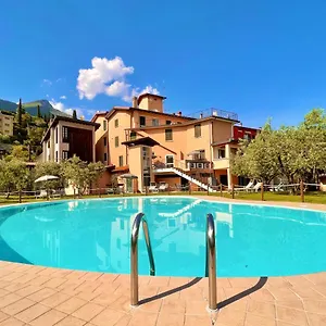 *** Hotel Vittoria Italia